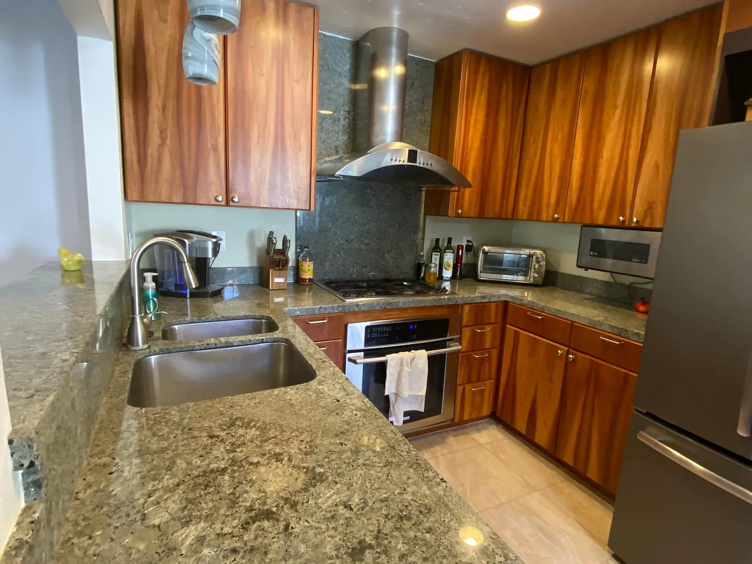 Voyager Cir, San Diego — Photo 3