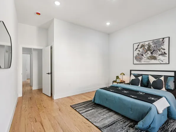 78 Beacon Avenue image 14 of 43