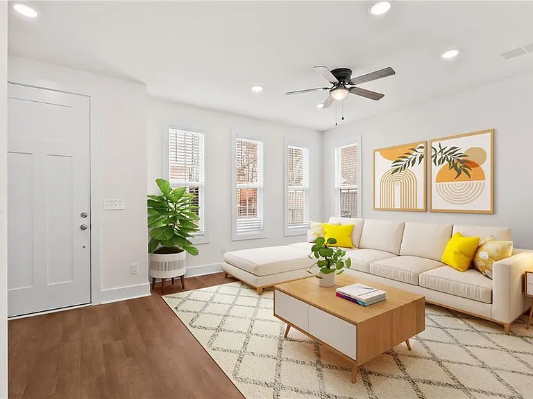 195 W Lake Ave NW #1 — Photo 9