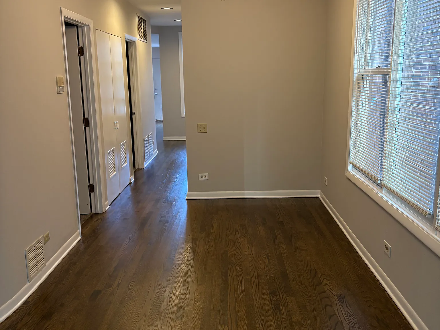2 bed, 1100 sqft, $2,600 — Photo 2
