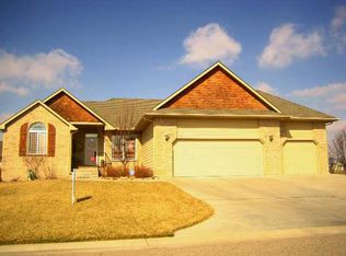 814 S Zelta St, Wichita, KS 67207