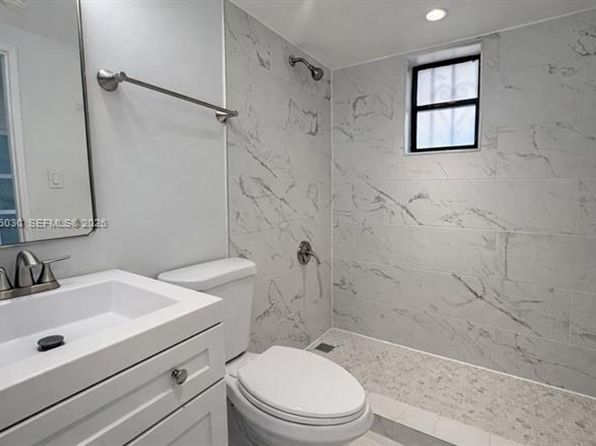 550 SW 115th Ave #Townhouse 550