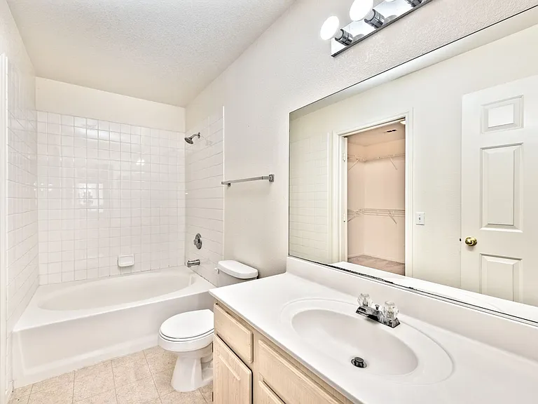 1637 Cave Spring Dr — Photo 4