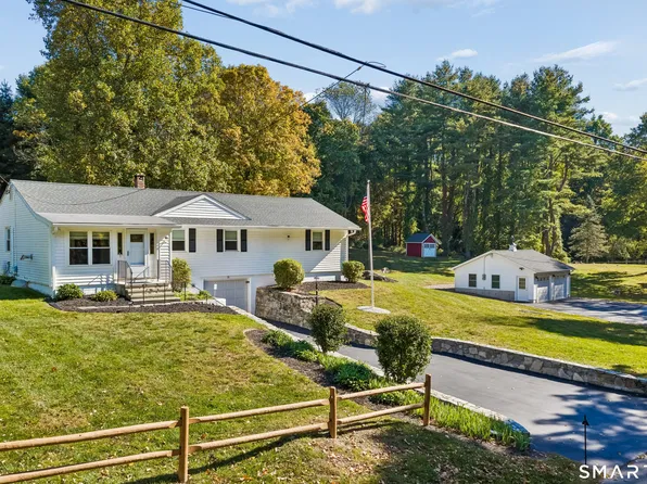 15 Flat Swamp Road, Newtown, CT 06470