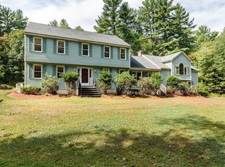3 Katy Ln, Tyngsboro, MA 01879