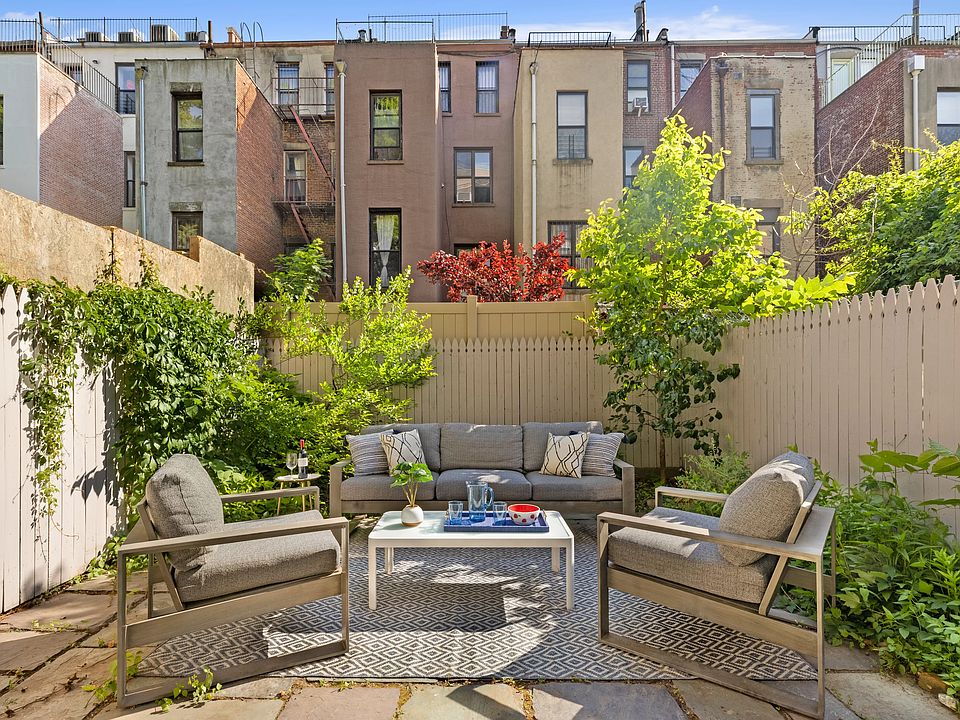 1st image of 148 W 121st St