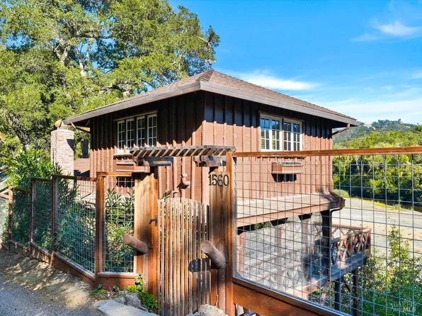 1560 S Fitch Mountain Road, Healdsburg, CA 95448