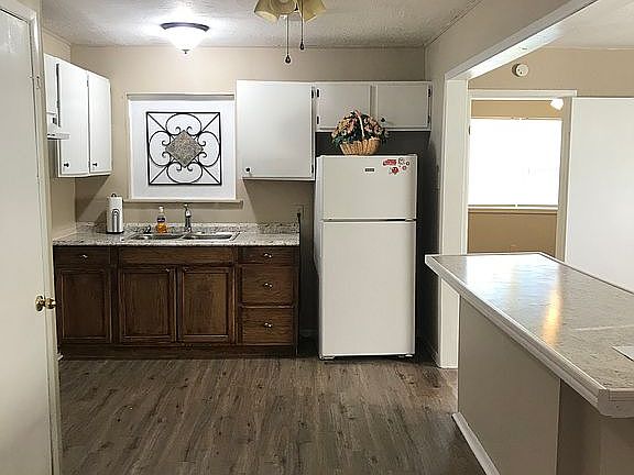 4th image of 2923 McGaha Ave