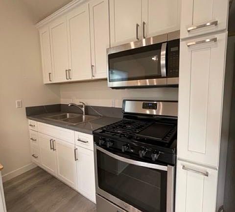 2nd image of 22508 Criswell St