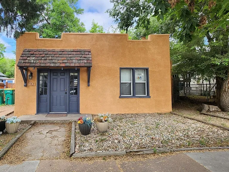 112 N Walnut St — Photo 16