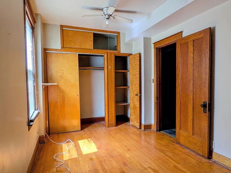 3427 N Hamlin Ave #2 — Photo 9