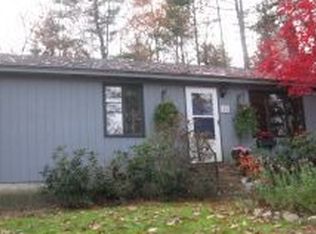 24 Wells Village Rd, Sandown, NH 03873