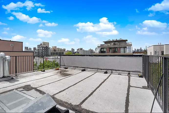 176 Bayard St #1 — Photo 8
