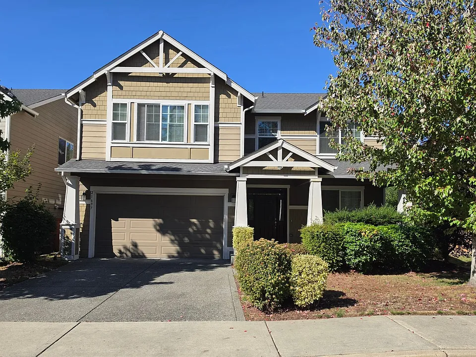 21697 NW Monterey Loop