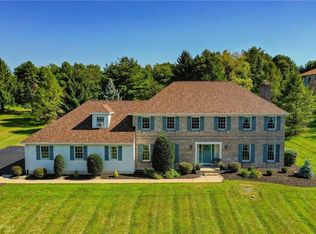 5642 Limeport Rd, Emmaus, PA 18049