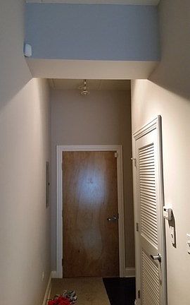 2nd image of 4846 N Clark St APT 203