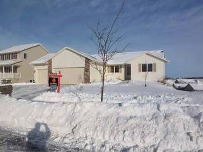 208 E School Rd, Cottage Grove, WI, 53527