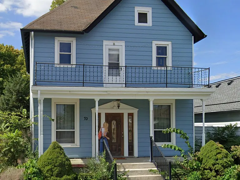 70 Washington Ave — Photo 1
