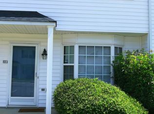 3995 Sterling Pointe Dr, Winterville, NC 28590