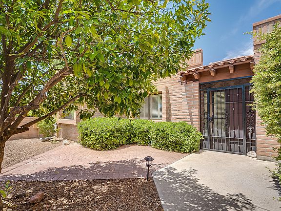 3rd image of 4321 N Camino De Carrillo