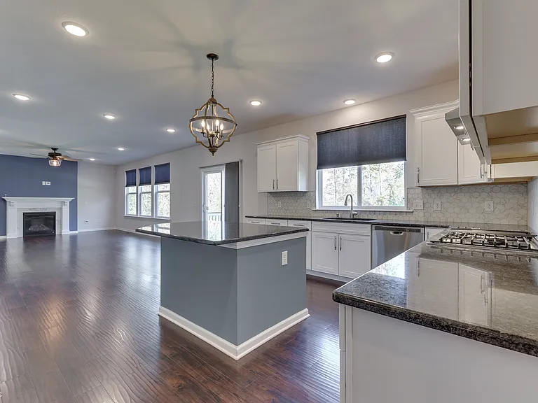 7635 Shady Trails Dr — Photo 18