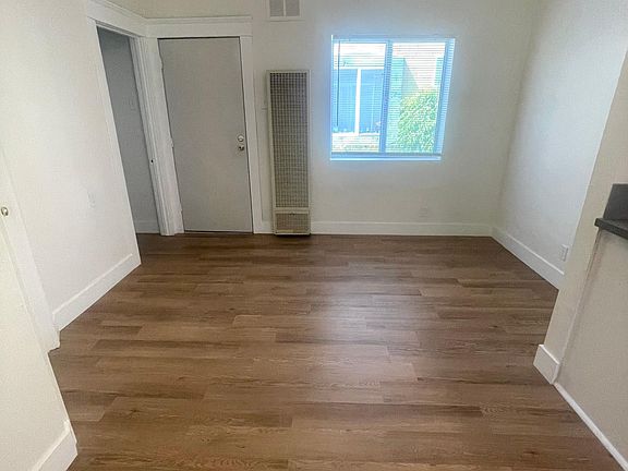4th image of 236 Lime Ave #0