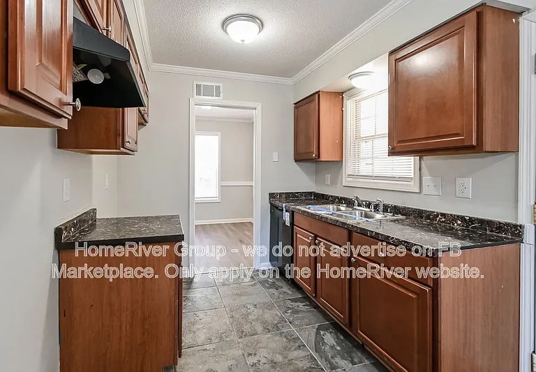 5035 Applewood Dr — Photo 6