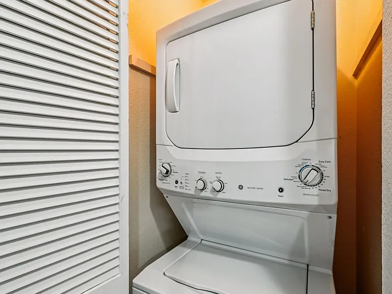 Washer/Dryer