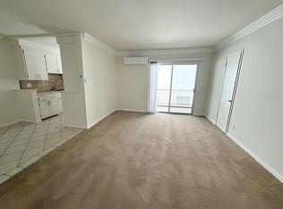 1026 N Genesee Ave APT 8, Los Angeles, CA 90046