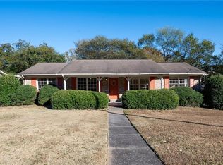 202 Cherry Hill Dr, Calhoun, GA 30701