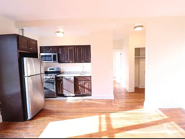 151-10 35th Ave #1C — Photo 4