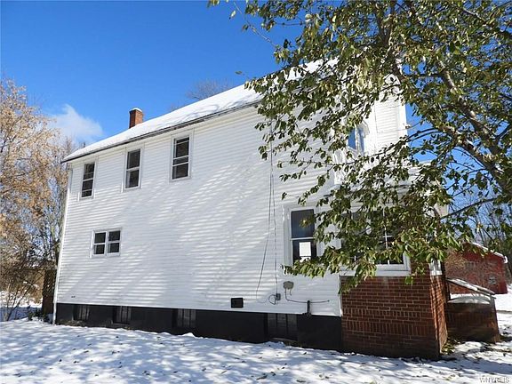 3rd image of 13455 School Ln