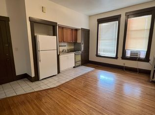 318 Brady St #6, Davenport, IA 52801