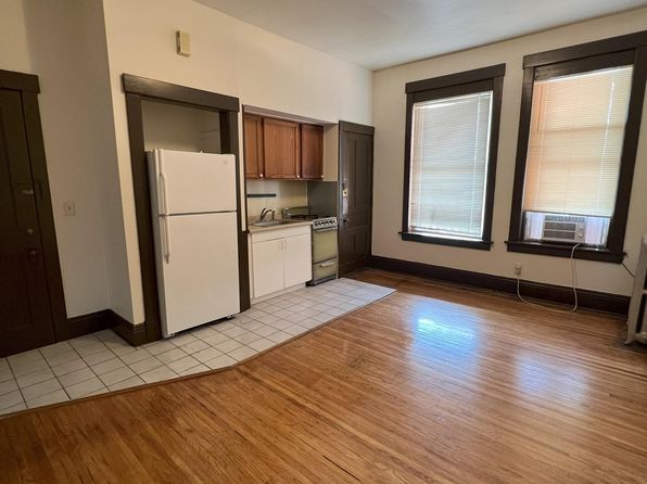 318 Brady St #6
