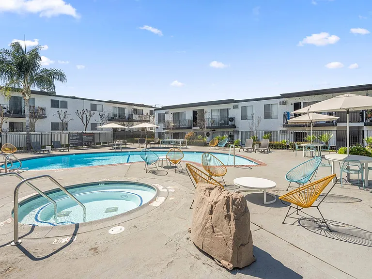 Latitude Apartments at Mission Valley — Photo 27