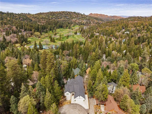 26910 Everest Rd, Lake Arrowhead, CA 92352