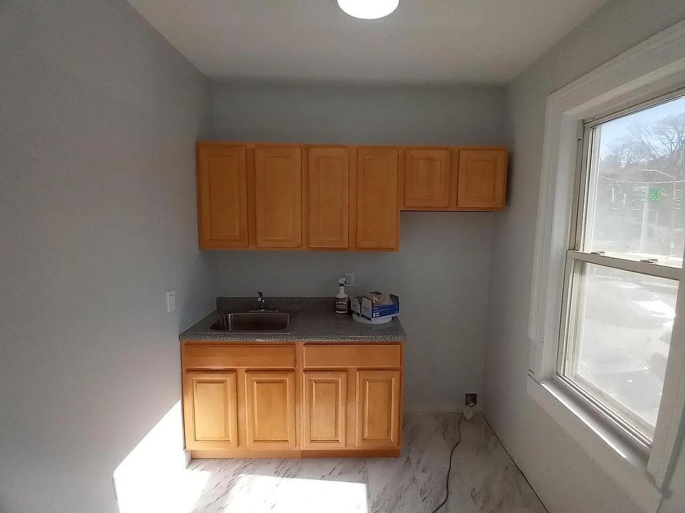 Unit Photo