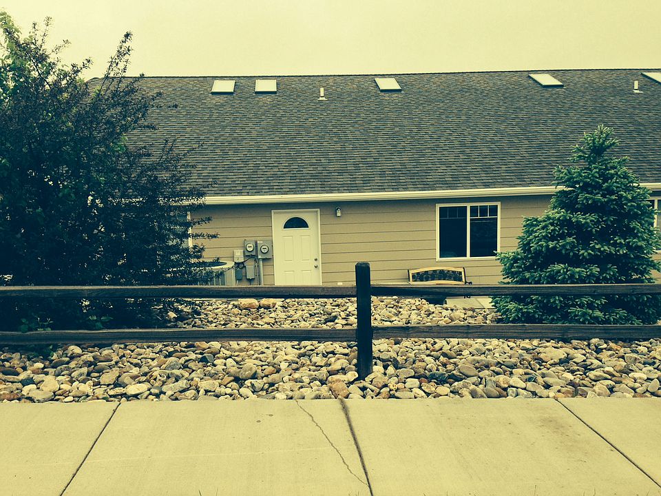 2nd image of 5264 Hayloft Ln