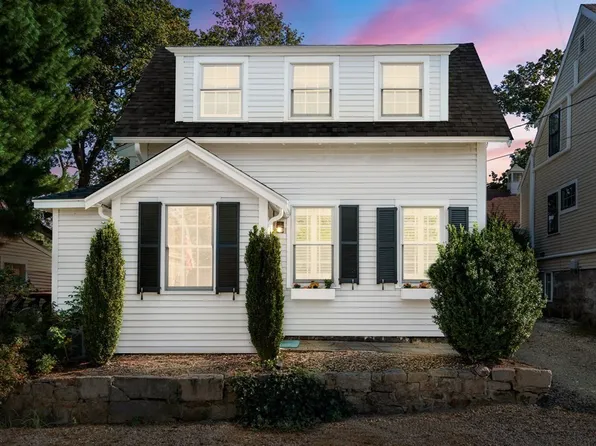 23 Green St, Hingham, MA 02043