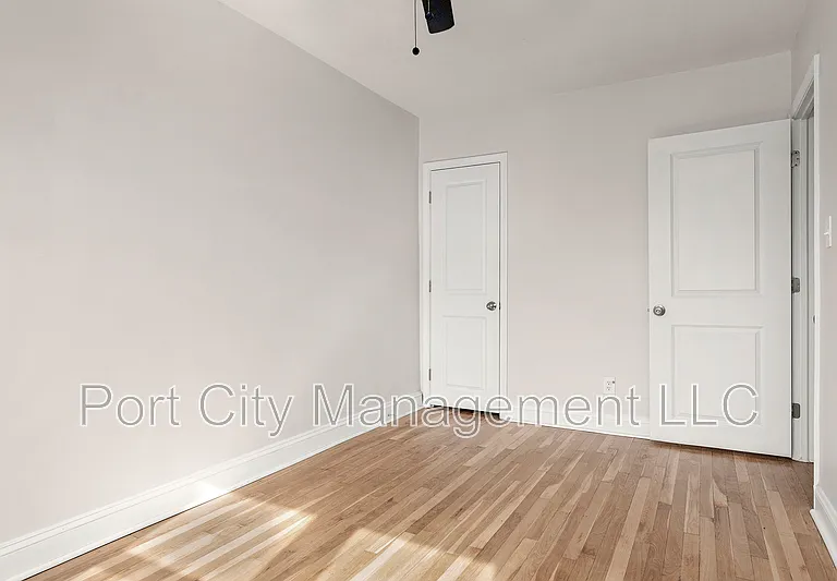 832 N Marlyn Ave — Photo 12