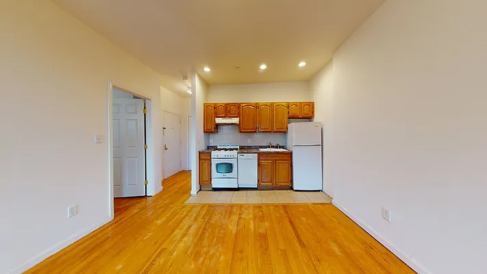 Rented by Brownstone Real Estate | media 14