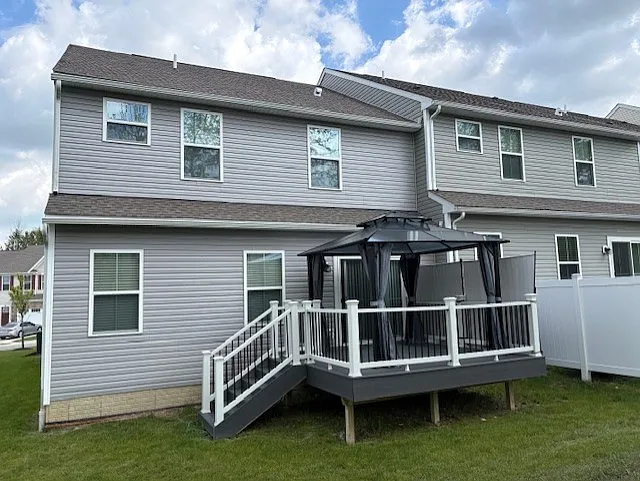 60 Pine Ave — Photo 12