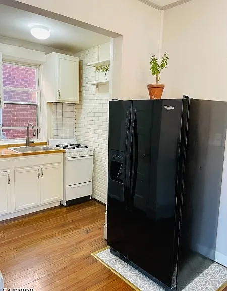 735 Van Houten Ave — Photo 15