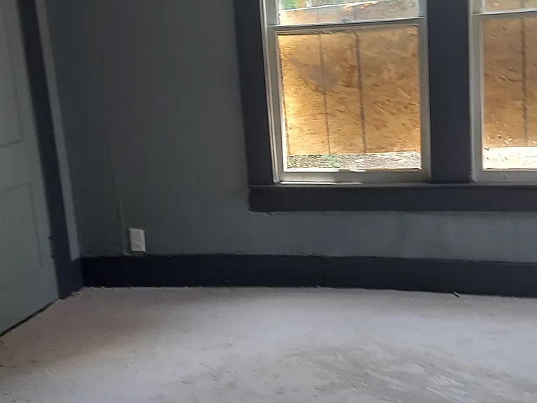 1015 King Ave — Photo 8
