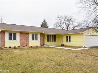586 Gateshead S, Elk Grove Village, IL 60007