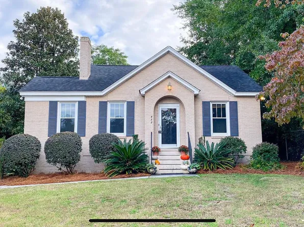 933 M Ave, Cayce, SC 29033