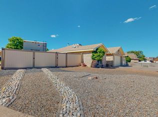 7221 Cienega Rd NW, Albuquerque, NM 87120