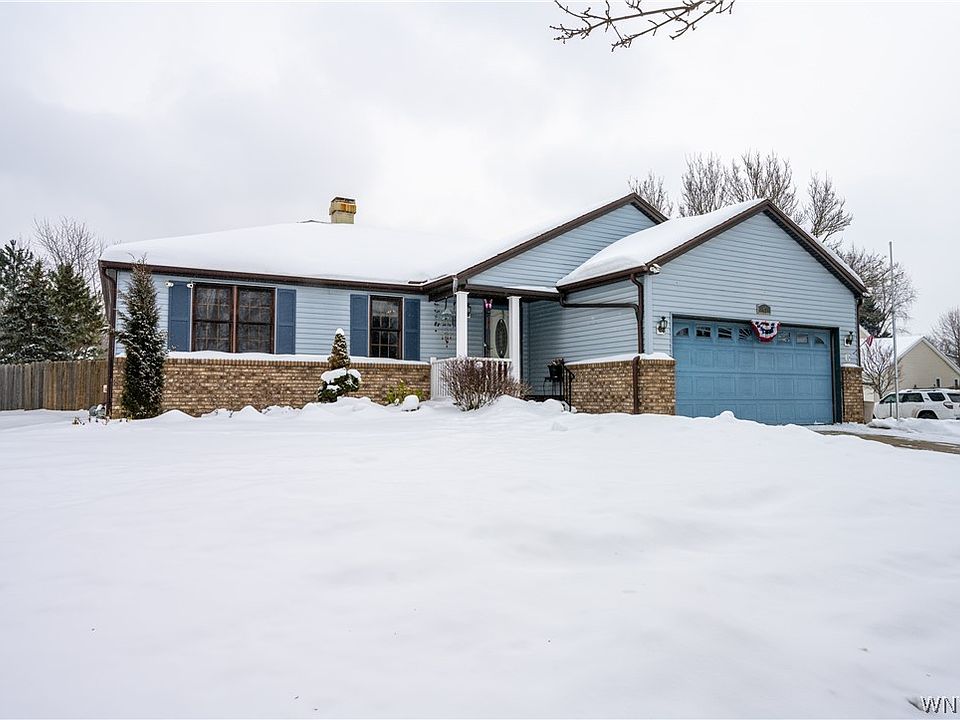 1st image of 43 Larkspur Ln