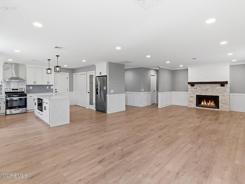 1st image of 70 Innsbruck Drive