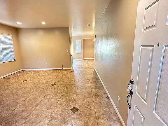 2nd image of 1315 Verde Ct